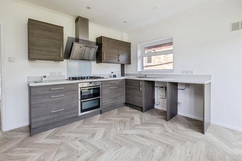 3 bedroom detached bungalow for sale, Broadway, Lincoln