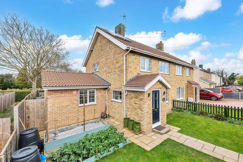 3 bedroom semi-detached house for sale, Medcalfe Way, Royston SG8