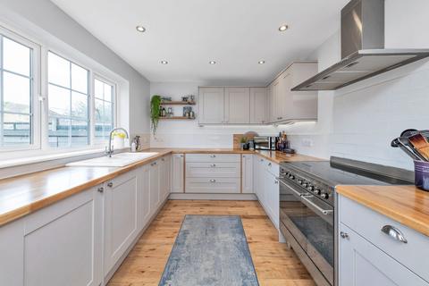 3 bedroom semi-detached house for sale, Medcalfe Way, Royston SG8