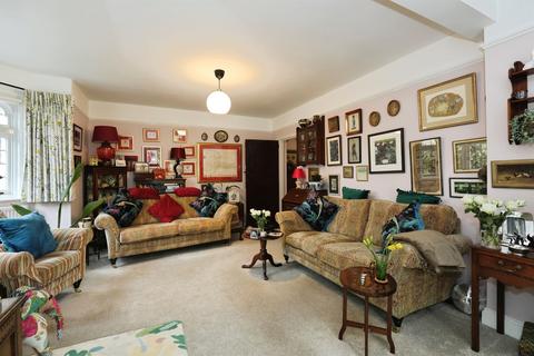 4 bedroom detached bungalow for sale, Copthorne Road, Felbridge, East Grinstead
