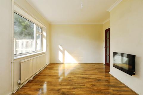 3 bedroom semi-detached house for sale, Rufford Avenue, Retford