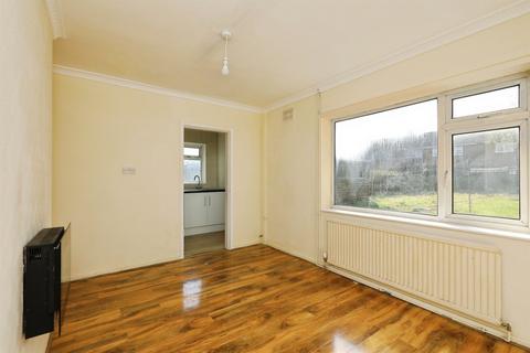 3 bedroom semi-detached house for sale, Rufford Avenue, Retford
