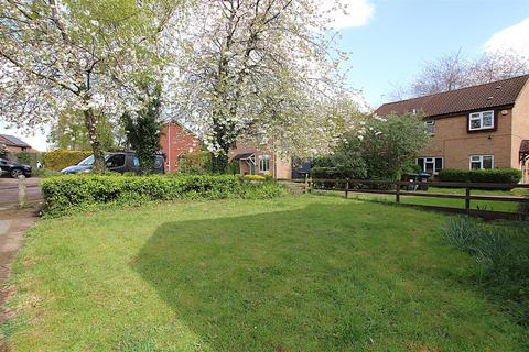 1 bedroom terraced house for sale, Tiptoe Close, Cherry Lodge