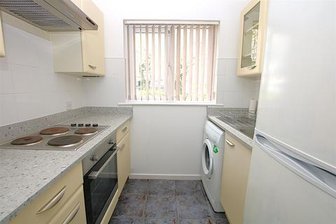 1 bedroom terraced house for sale, Tiptoe Close, Cherry Lodge