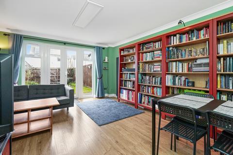 3 bedroom semi-detached house for sale, 14 Park Gardens, Wallyford, EH21 8DB