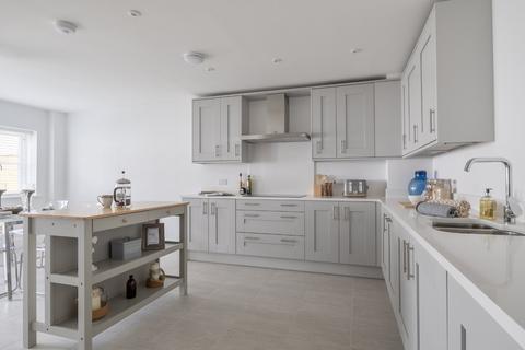 4 bedroom semi-detached house for sale, Gold Lane, Hoe Lane, North Baddesley, Hampshire, SO52
