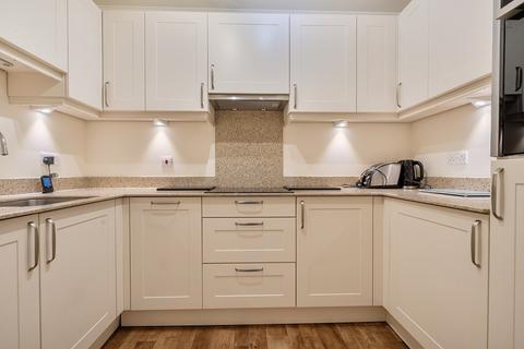 2 bedroom retirement property for sale, Wiltshire Road, Wokingham, Berkshire