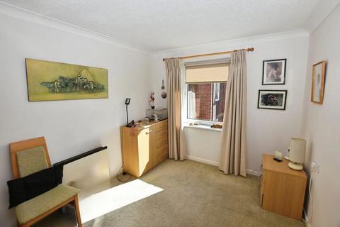1 bedroom flat for sale, Hometeign House, Salisbury Road, Newton Abbot, Devon.