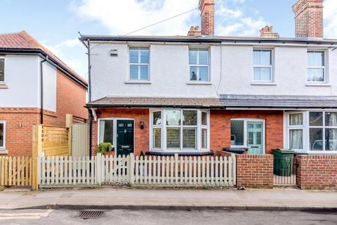 2 bedroom semi-detached house for sale, Josephs Road, Guildford, GU1