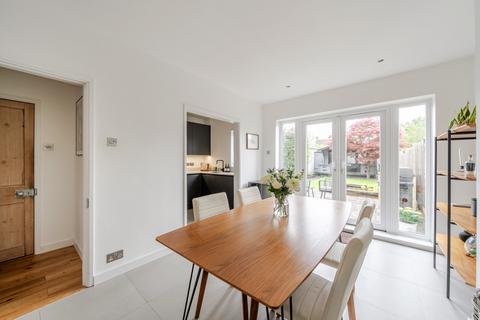 2 bedroom semi-detached house for sale, Josephs Road, Guildford, GU1