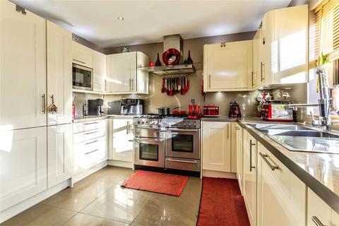 5 bedroom link detached house for sale, Claremont Road, Hextable, Kent, BR8