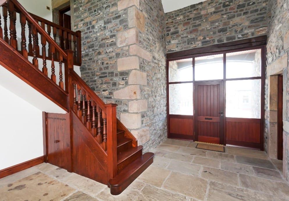 Hall (Lot 1)