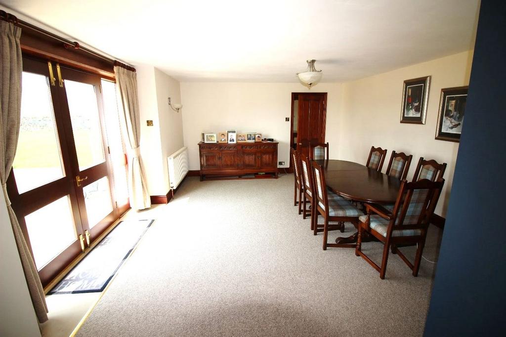 Dining Room (Lot 1)