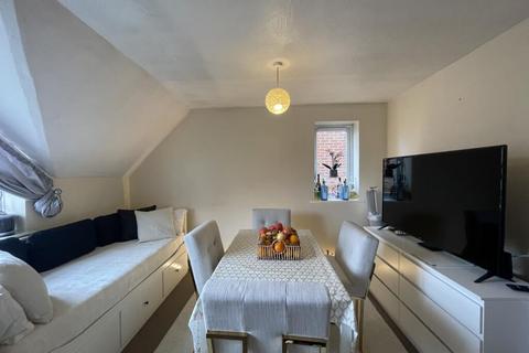 1 bedroom flat for sale, Riverside Maltings, Diss