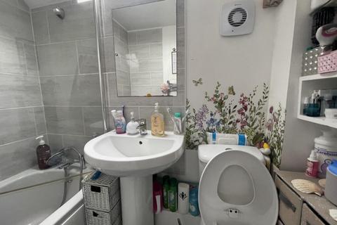1 bedroom flat for sale, Riverside Maltings, Diss
