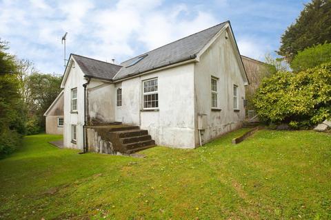 2 bedroom bungalow for sale, Lostwithiel Road, Bodmin, Cornwall, PL31