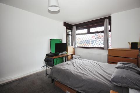 4 bedroom semi-detached house for sale, Landor Road, Whitnash, Leamington Spa