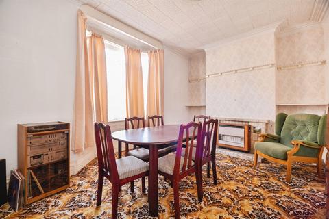 3 bedroom end of terrace house for sale, Castlereagh Road, Stockton-On-Tees