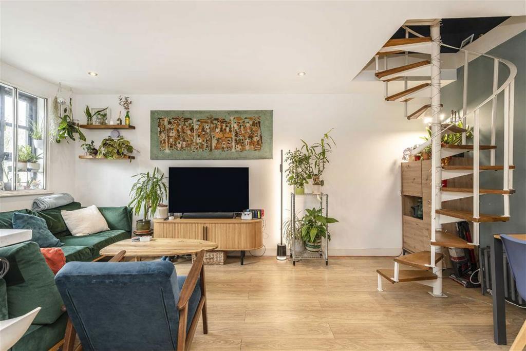 Open-plan living area, open plan living