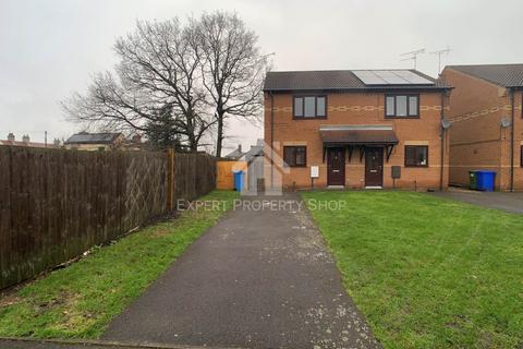 2 bedroom semi-detached house for sale, Kenilworth Close, Worksop