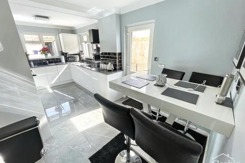 3 bedroom detached bungalow for sale, Bridport Road, Poole, BH12 4