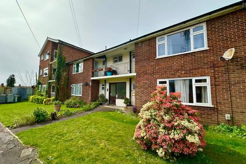 1 bedroom flat to rent, Simon Way, Hampshire SO18