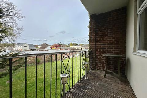 1 bedroom flat to rent, Simon Way, Hampshire SO18
