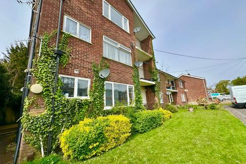 1 bedroom flat to rent, Simon Way, Hampshire SO18