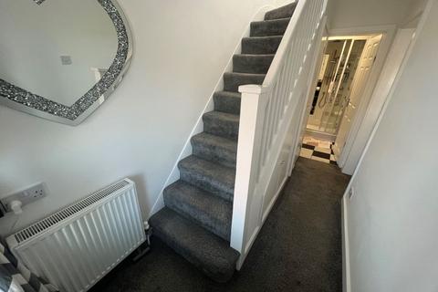 3 bedroom semi-detached house for sale, 86 Oldbury Road, West Bromwich, B70 9DZ