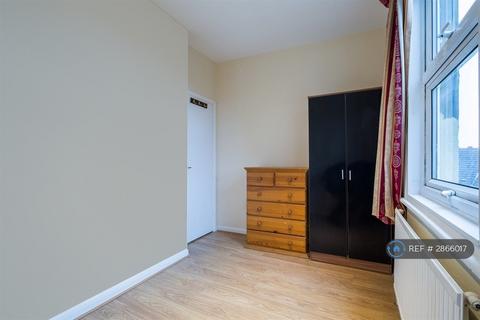 1 bedroom flat to rent, Balham, London, SW12