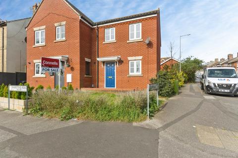 3 bedroom semi-detached house for sale, Wherstead Road, Ipswich