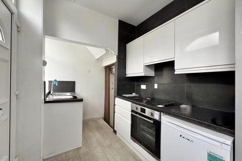 2 bedroom property for sale, Brunswick Street, Bradford BD13