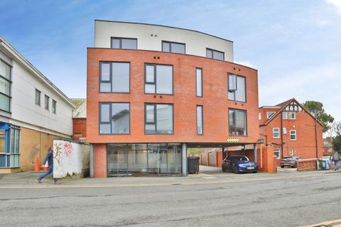 Studio for sale, St. Michaels Lane, Leeds