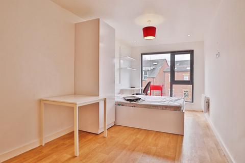 Studio for sale, St. Michaels Lane, Leeds
