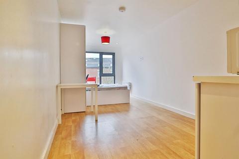 Studio for sale, St. Michaels Lane, Leeds