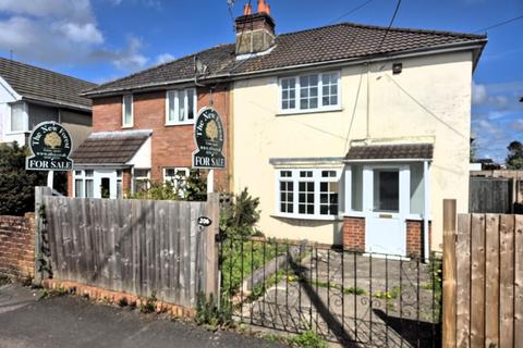 3 bedroom semi-detached house for sale, Salisbury Road, Southampton SO40