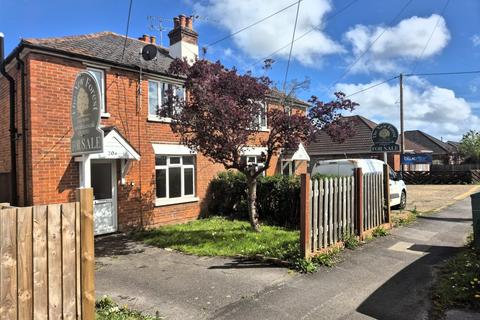 3 bedroom semi-detached house for sale, Salisbury Road, Southampton SO40