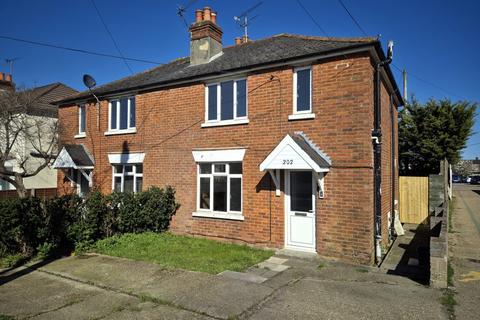 3 bedroom semi-detached house for sale, Salisbury Road, Southampton SO40