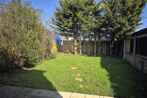 3 bedroom semi-detached house for sale, Salisbury Road, Southampton SO40