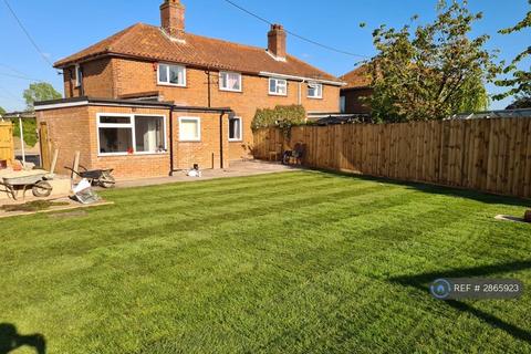 4 bedroom semi-detached house to rent, Norwich Road, Pulham St. Mary, Diss, IP21