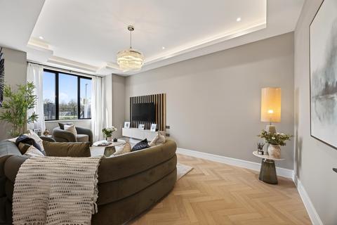 5 bedroom semi-detached house for sale, Abbotswood Road, London