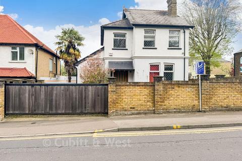 Downs Road, Sutton, Surrey