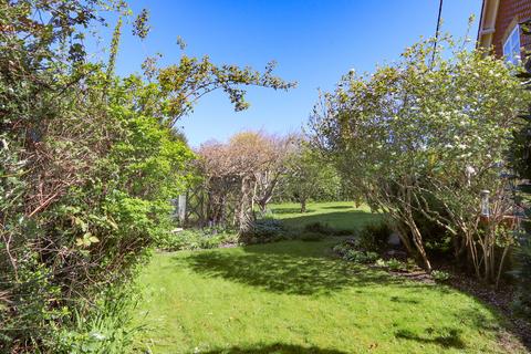 3 bedroom end of terrace house for sale, Knowle Cottages, Bodiam, TN32