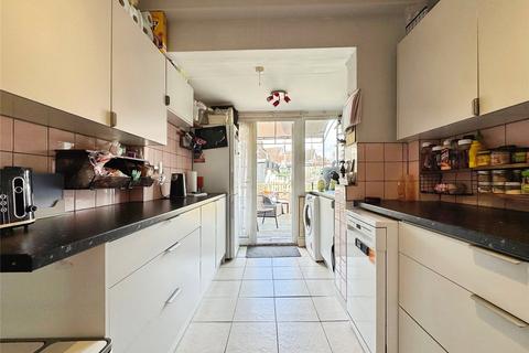 3 bedroom semi-detached house for sale, Rochester Way, London SE9
