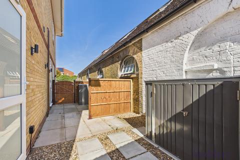 Studio for sale, Gogmore Lane, Chertsey, Surrey, KT16
