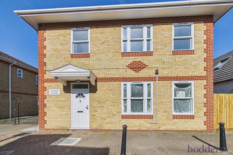 Studio for sale, Lantern House, Chertsey, Surrey, KT16
