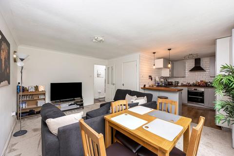 2 bedroom flat for sale, St. Nicholas Court, Crawley RH10