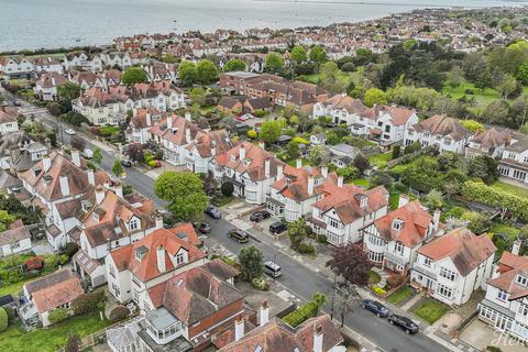 6 bedroom semi-detached house for sale, Tyrone Road, Southend-on-sea, SS1 3