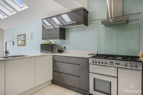 6 bedroom semi-detached house for sale, Tyrone Road, Southend-on-sea, SS1 3