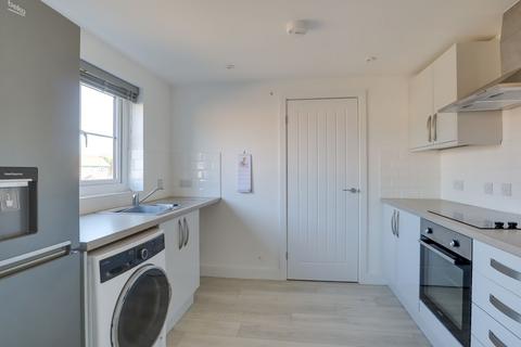 2 bedroom apartment to rent, Druids Close, Beck Row, IP28